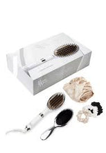 Load image into Gallery viewer, Beauty Works The Speed Styler - Detangle Smooth and Straighten Large Paddle Brush

